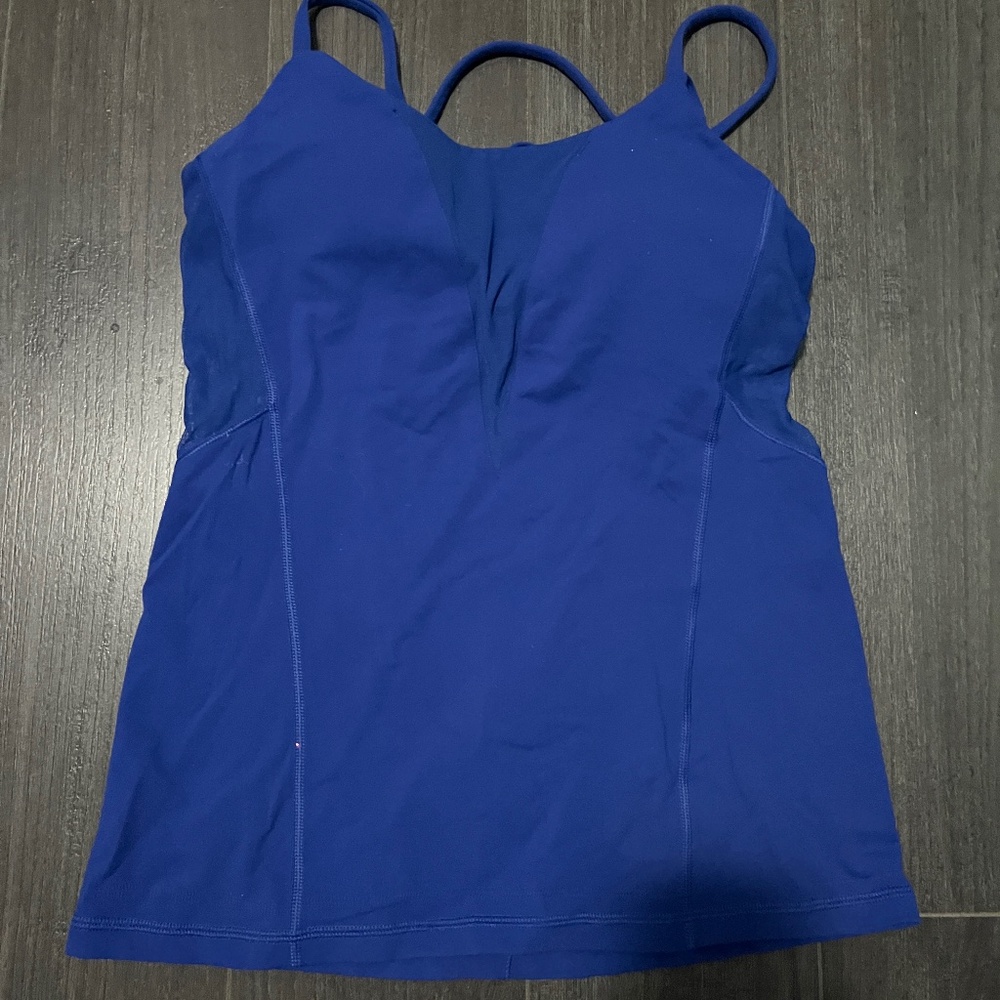 Lululemon tank